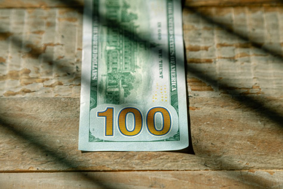 100 US dollar bill